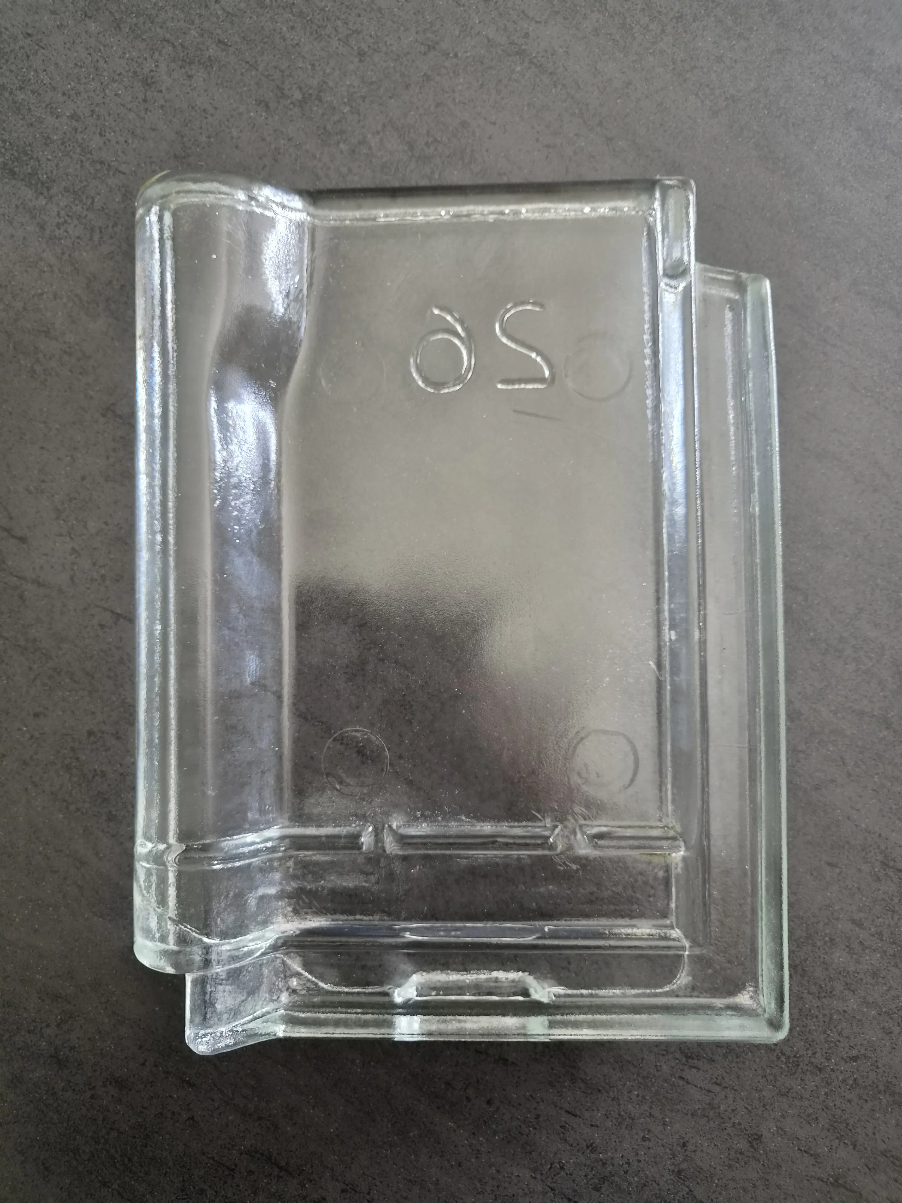 Te koop : 80 glazen pottelbergse dakpannen