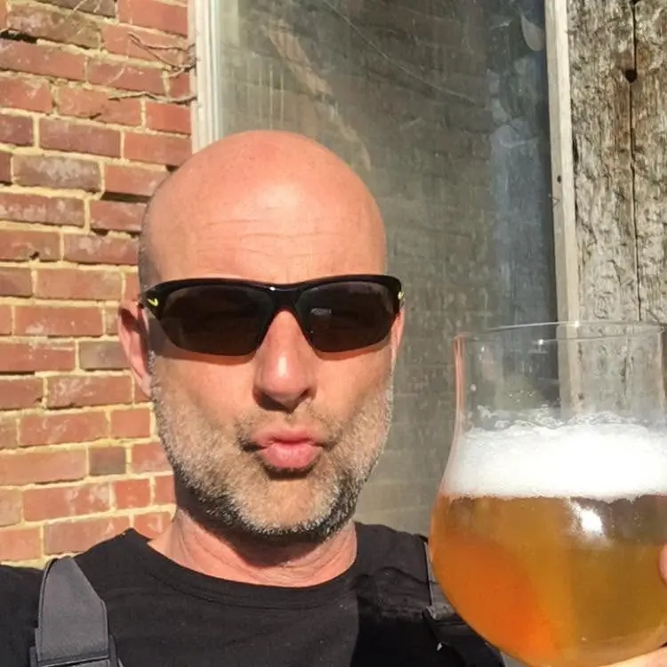Jonge duif 2027 op afspraak